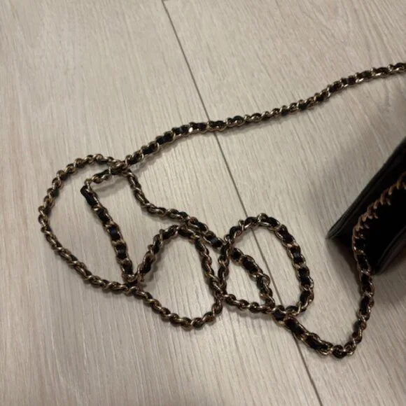 CHANEL Wallet on Chain - Picture 11 of 13